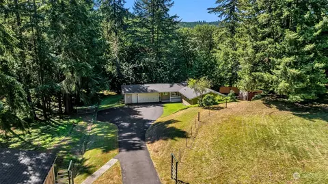 1323 Coal Creek Rd, Longview, WA 98632