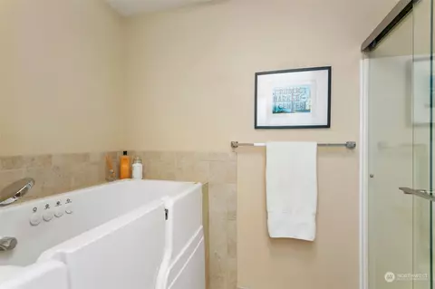 524 Maple St #304, Edmonds, WA 98020 photo 27