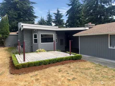 16030 19th Ave SW, Burien, WA 98166