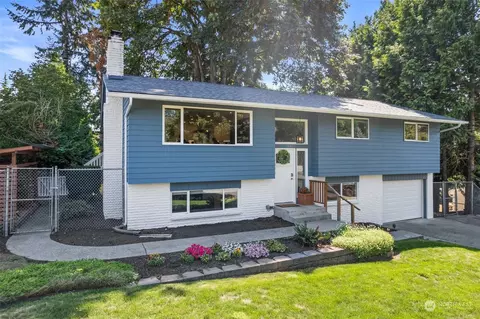 14037 SE 200th St, Kent, WA 98042
