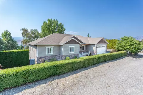 1806 NE 10th Pl, East Wenatchee, WA 98802