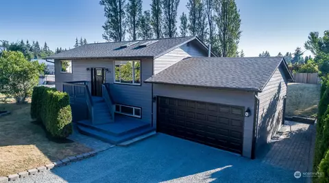 828 94th Ave SE, Lake Stevens, WA 98258