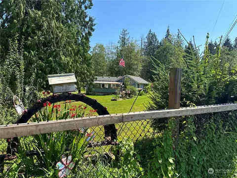 11213 87th Ave NE, Marysville, WA 98271