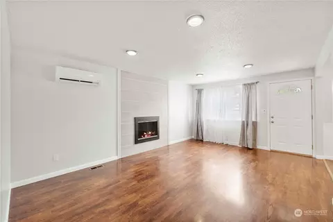 7218 E St, Tacoma, WA 98404 photo 5