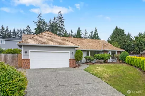2480 215th Pl SW, Brier, WA 98036