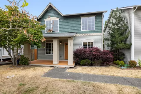 1743 E 38th St, Tacoma, WA 98404