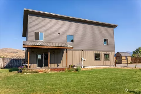 914 Burton St, Twisp, WA 98856