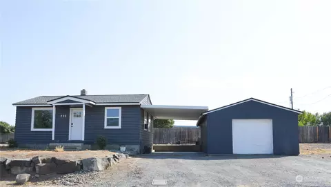 235 NW Calla Loop, Royal City, WA 99357
