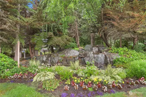 416 Grass Lake St NW, Olympia, WA 98502