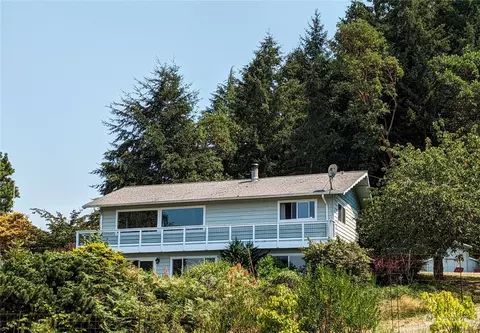 26620 99th Ave SW, Vashon, WA 98070