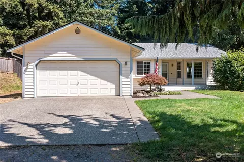 12407 209th Avenue Ct E, Bonney Lake, WA 98391