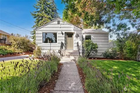 13651 1st Ave SW, Burien, WA 98166