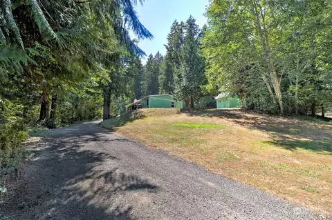 6181 E Seabeck Holly Rd NW, Seabeck, WA 98380