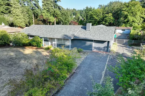 1041 NW 167th St, Shoreline, WA 98177