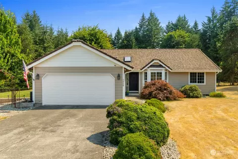 7528 Century Ct SE, Olympia, WA 98501