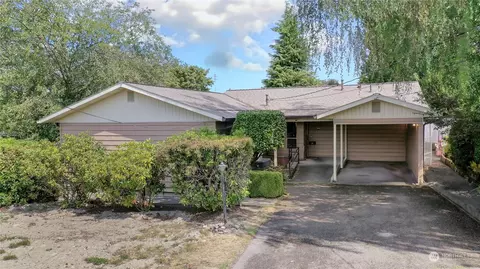 6731 N 17th St, Tacoma, WA 98406