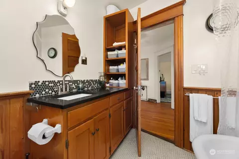 1910 E Columbia St, Seattle, WA 98122 photo 20