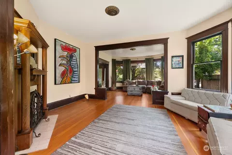 1910 E Columbia St, Seattle, WA 98122 photo 9
