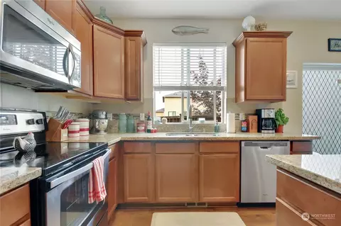 8213 207th Street Ct E, Spanaway, WA 98387 photo 13