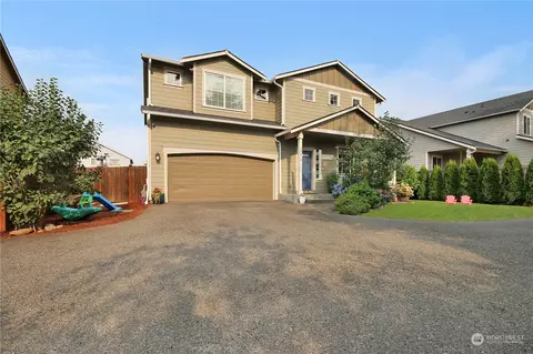 8213 207th Street Ct E, Spanaway, WA 98387 photo 2