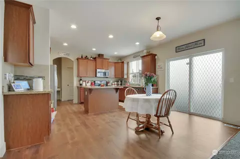 8213 207th Street Ct E, Spanaway, WA 98387 photo 10