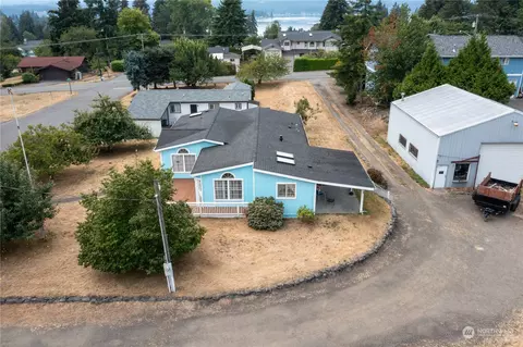 5055 Johnson St NW, Bremerton, WA 98311