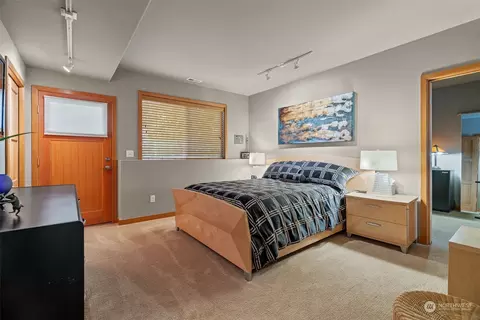 18318 Olympic View Dr, Edmonds, WA 98020 photo 30