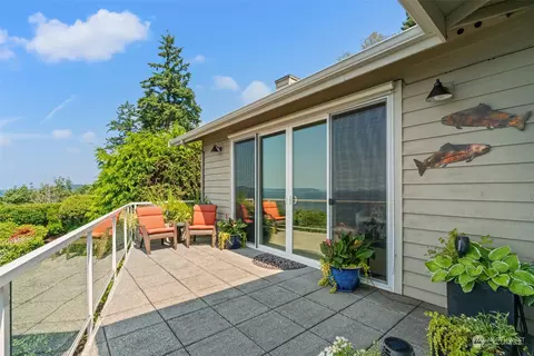 18318 Olympic View Dr, Edmonds, WA 98020 photo 19