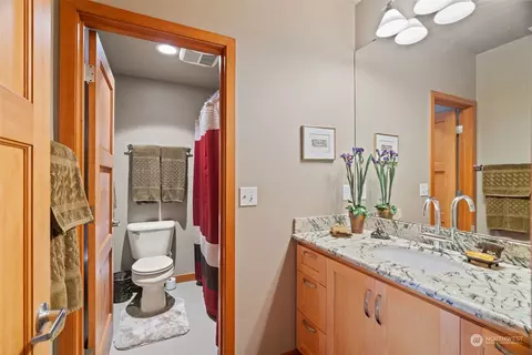 18318 Olympic View Dr, Edmonds, WA 98020 photo 32