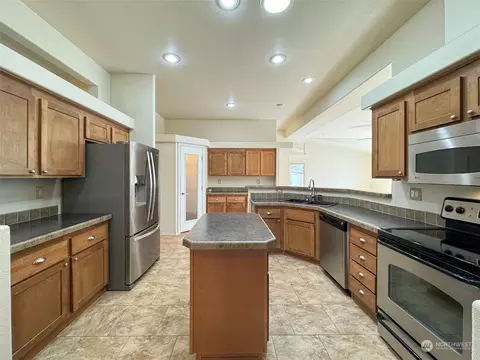 768 W Heritage Loop, Sequim, WA 98382 photo 12