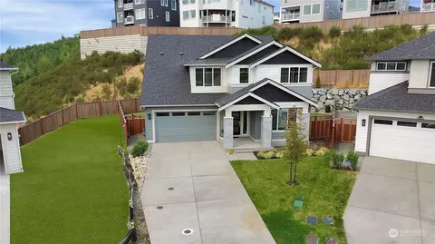 16213 26th St E, Lake Tapps, WA 98391