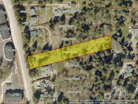 31689 Military Rd S, Auburn, WA 98001