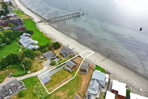 5818 Mutiny Bay Rd, Freeland, WA 98249