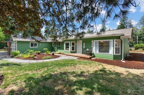 13661 144th Ave SE, Renton, WA 98059