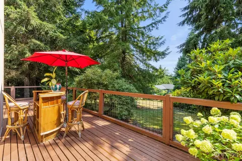 41 Goldfinch Ln, Port Ludlow, WA 98365