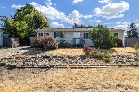 16517 42nd Avenue Ct E, Tacoma, WA 98446