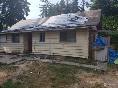 4878 Erlands Point Rd NW, Bremerton, WA 98312