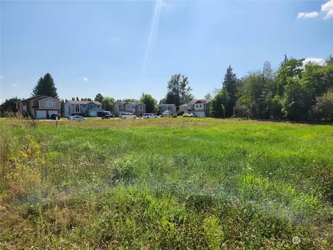 403 E 2nd, Nooksack, WA 98276 photo 2