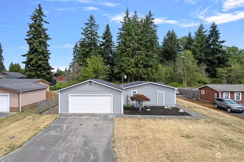 2111 77th St Ct E, Tacoma, WA 98404