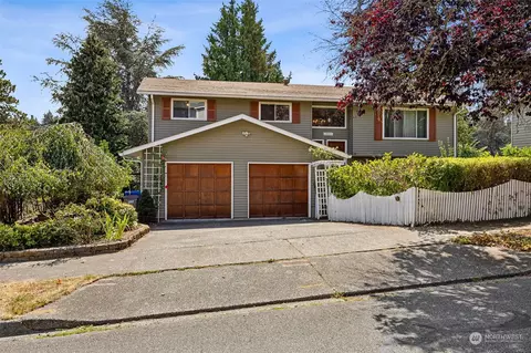 3523 S 260th St, Kent, WA 98032