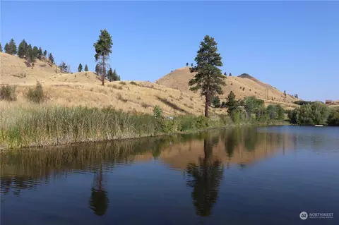 62 Bonner Lake Rd, Twisp, WA 98856