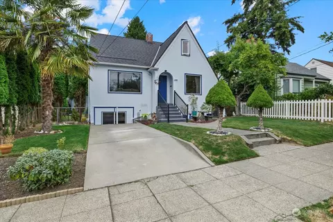 7345 Mary Ave NW, Seattle, WA 98117