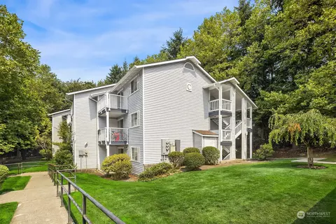 7453 Newcastle Golf Club Rd #C301, Newcastle, WA 98059