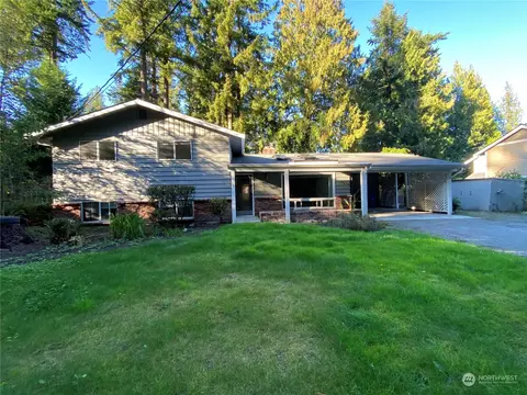 24636 SE 24th St, Sammamish, WA 98075