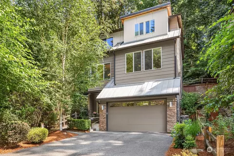 4543 NE 201st Pl, Lake Forest Park, WA 98155
