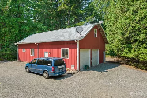 15806 Ap Tubbs Rd E, Buckley, WA 98321
