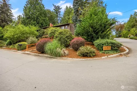 19635 66th Pl NE, Kenmore, WA 98028