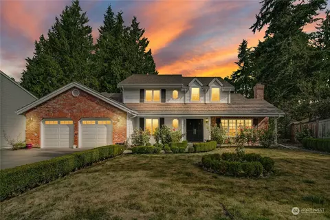 20324 NE 39th St, Sammamish, WA 98074
