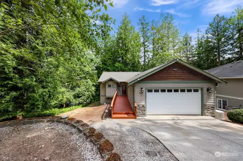 65 Harbor View Dr, Bellingham, WA 98229