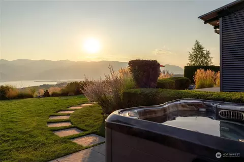 Exterior - 494 Boyd Rd, Chelan, WA 98816 photo 6 of 9